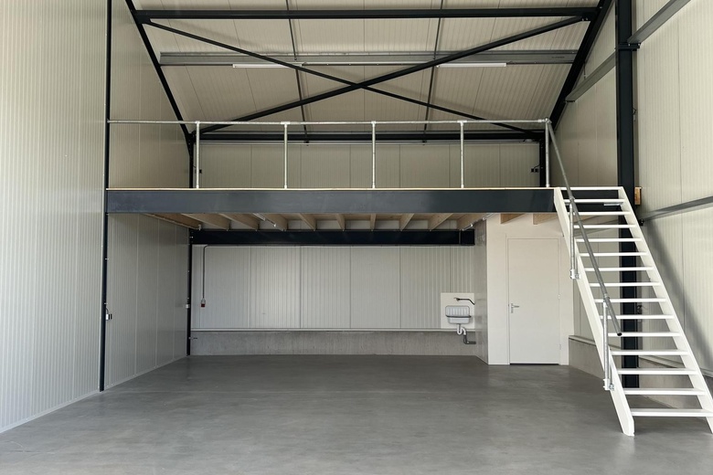 BedrijfsruimteaanRijksweg 76<br/> inWittelte