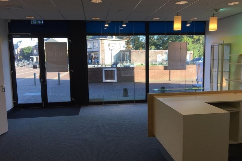 WinkelruimteaanWilhelminaplein 64<br/> inRijen