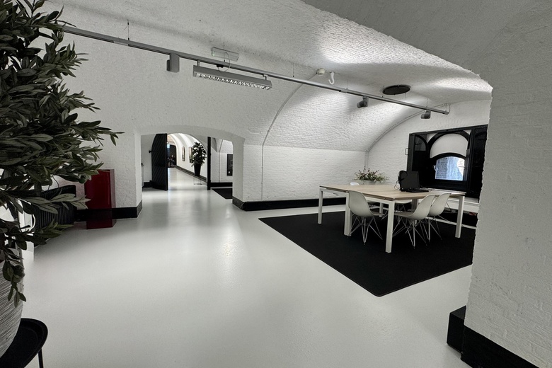 KantoorruimteaanAdriaan Dortsmanplein 3 - 15<br/> inNaarden