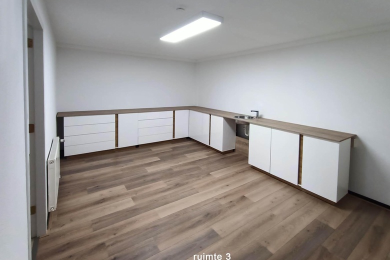 KantoorruimteaanVeenderveld 56<br/> inRoelofarendsveen