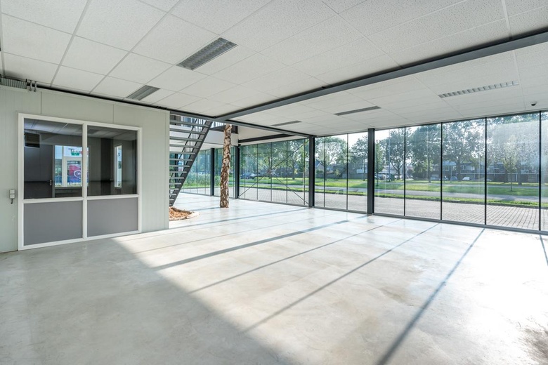 BedrijfsruimteaanBoezemweg 15<br/> inOude-Tonge