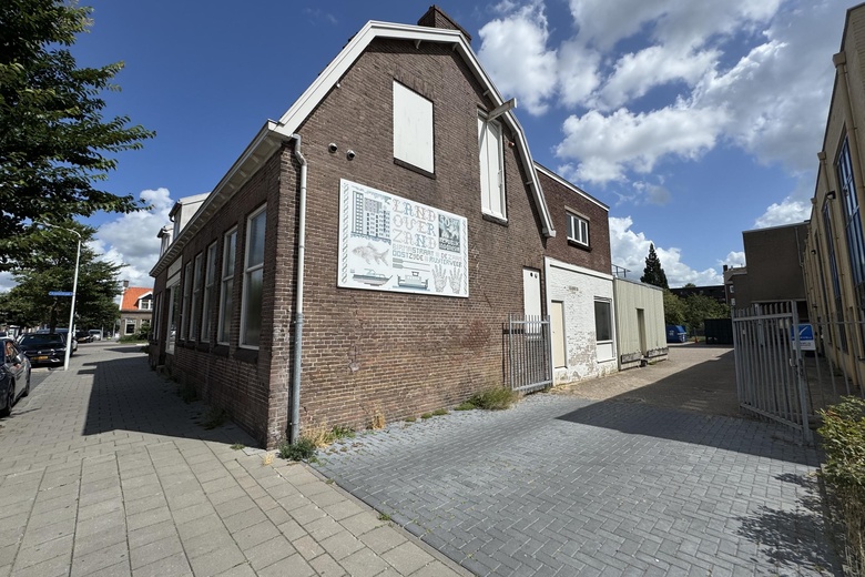 BedrijfsruimteaanRosmolenstraat 32 A<br/> inZaandam
