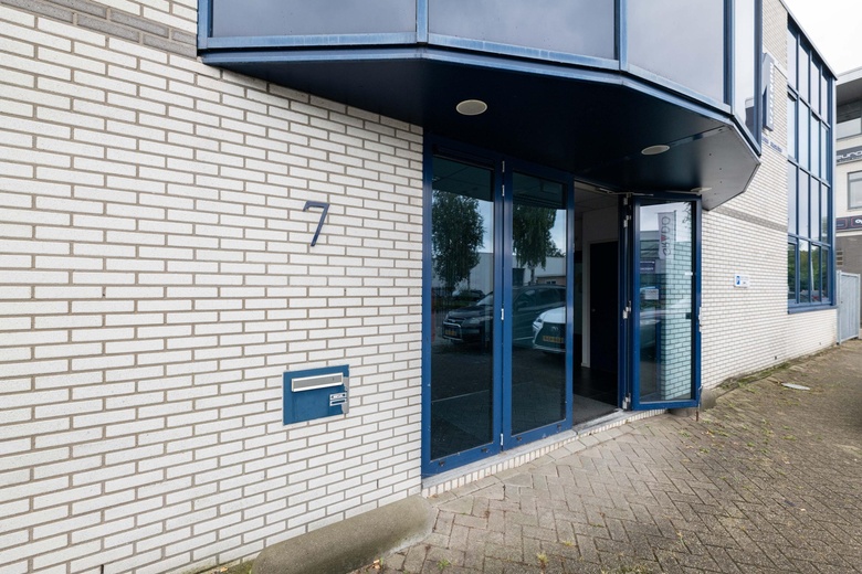 KantoorruimteaanPascalweg 7<br/> inSpijkenisse KantoorruimteaanPascalweg 7<br/> inSpijkenisse