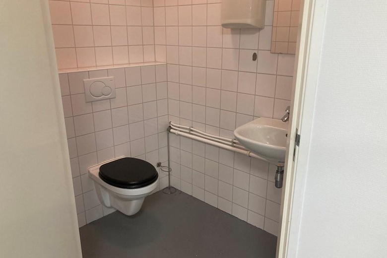 BedrijfsruimteaanLeehove 97<br/> inDe Lier BedrijfsruimteaanLeehove 97<br/> inDe Lier