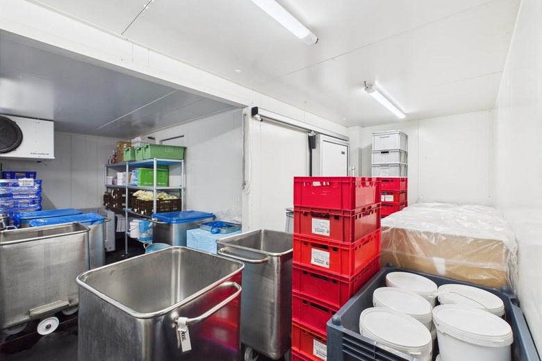 BedrijfsruimteaanExpeditieweg 64<br/> inOostburg