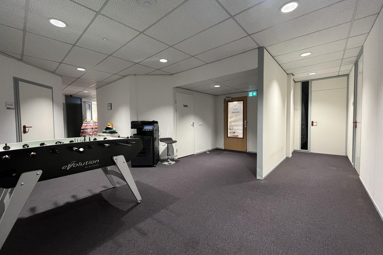 KantoorruimteaanIndustrieweg 10 a<br/> inMaarssen KantoorruimteaanIndustrieweg 10 a<br/> inMaarssen