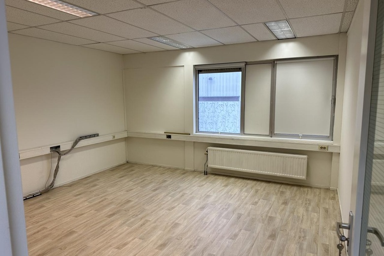 KantoorruimteaanIndustrieweg 14<br/> inZoetermeer KantoorruimteaanIndustrieweg 14<br/> inZoetermeer