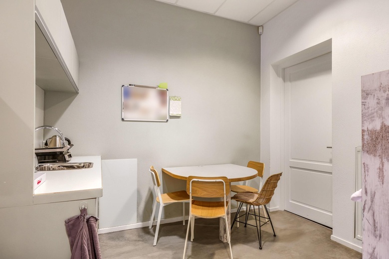 WinkelruimteaanKlinkerstraat 8<br/> inGrave