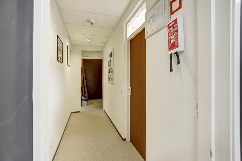 BedrijfsruimteaanAmbachtsstraat 32<br/> inWinterswijk BedrijfsruimteaanAmbachtsstraat 32<br/> inWinterswijk