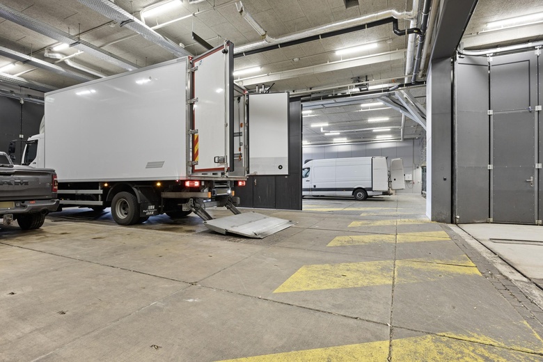 WinkelruimteaanKamperfoelie 16 - 18<br/> inLeidschendam