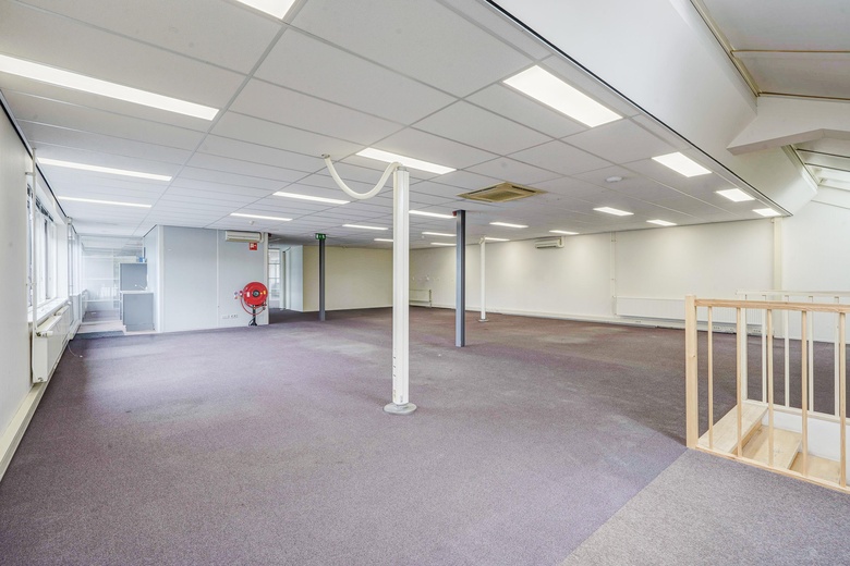 KantoorruimteaanPrinses Irenelaan 81<br/> inVoorburg