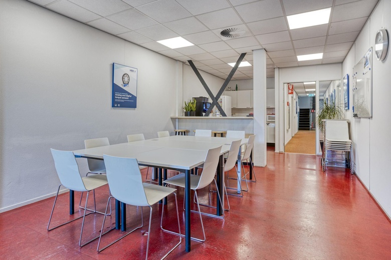 KantoorruimteaanSchutweg 15 a<br/> inWaalwijk KantoorruimteaanSchutweg 15 a<br/> inWaalwijk