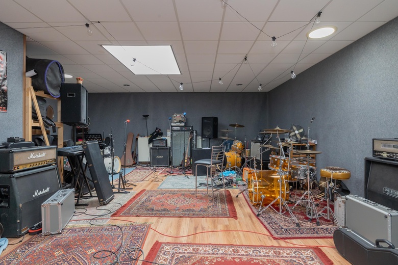 BedrijfsruimteaanAchthovenerweg 17 H<br/> inLeiderdorp