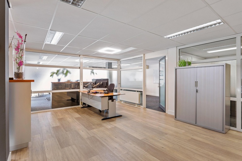KantoorruimteaanBernard Leurinkstraat 31<br/> inLosser KantoorruimteaanBernard Leurinkstraat 31<br/> inLosser