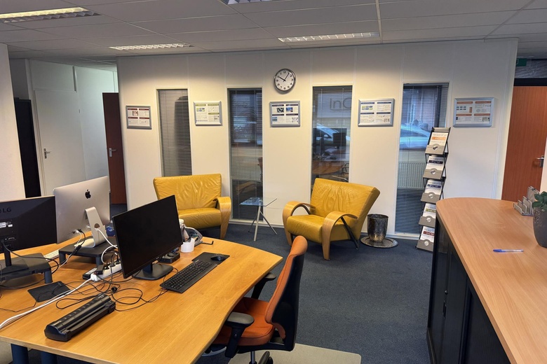 KantoorruimteaanKrabbenbosweg 101<br/> inHengelo KantoorruimteaanKrabbenbosweg 101<br/> inHengelo