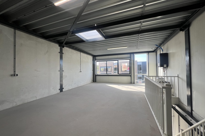 BedrijfsruimteaanLelystraat 70 b<br/> inSliedrecht BedrijfsruimteaanLelystraat 70 b<br/> inSliedrecht