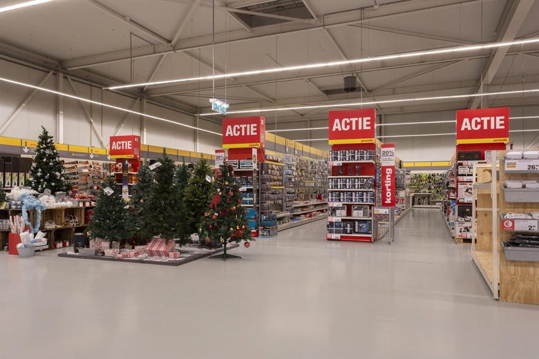 WinkelruimteaanHeesweg 17<br/> inRaalte WinkelruimteaanHeesweg 17<br/> inRaalte