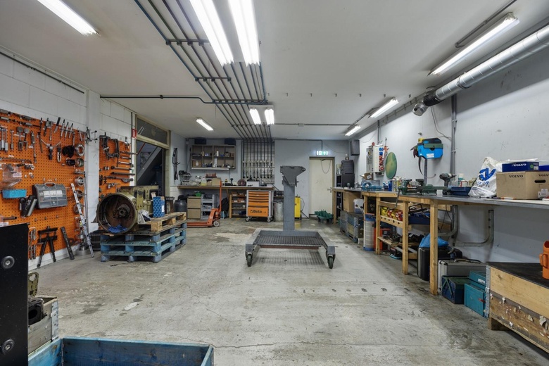 BedrijfsruimteaanIndustrieweg 20<br/> inSliedrecht BedrijfsruimteaanIndustrieweg 20<br/> inSliedrecht