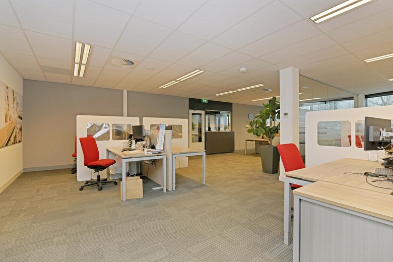 KantoorruimteaanAartsdijkweg 35<br/> inMaasdijk KantoorruimteaanAartsdijkweg 35<br/> inMaasdijk