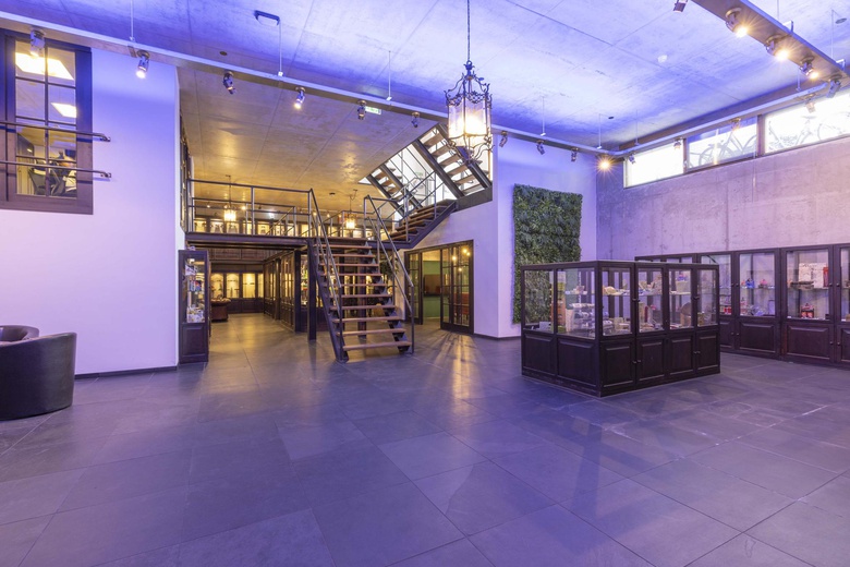 BedrijfsruimteaanValkenjachtstraat 17 - 19<br/> inTilburg