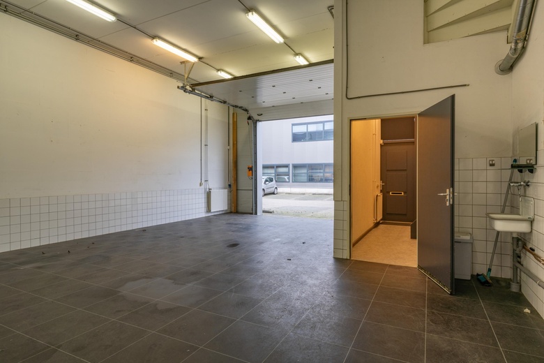 BedrijfsruimteaanXenonstraat 61<br/> inAlmere