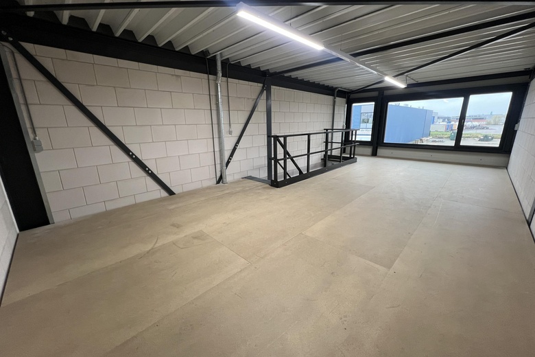 BedrijfsruimteaanEdisonstraat 18 E<br/> inNumansdorp