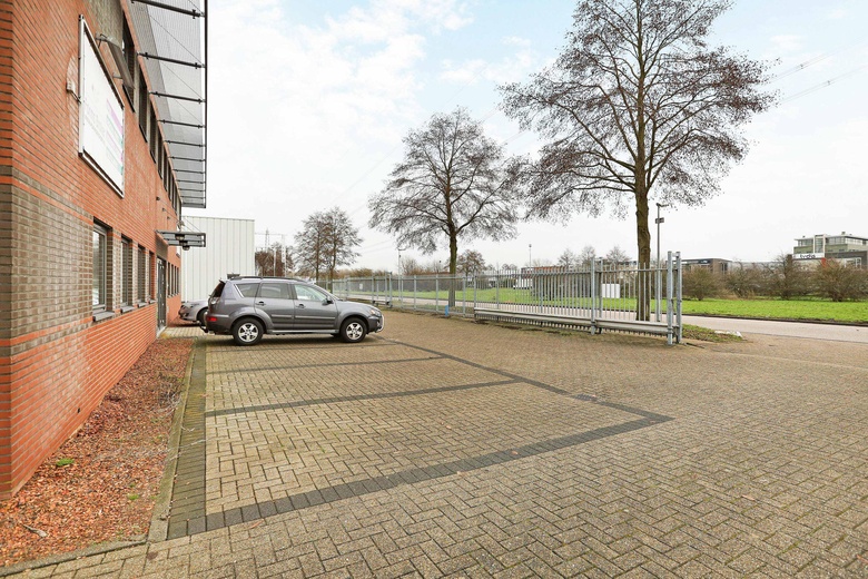 BedrijfsruimteaanAntennestraat 40<br/> inAlmere