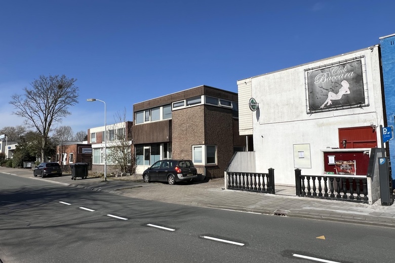 BedrijfsruimteaanAris van Broekweg 4<br/> inZaandam