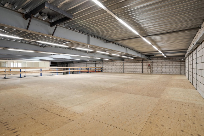 BedrijfsruimteaanRijnstraat 18 A<br/> inOss BedrijfsruimteaanRijnstraat 18 A<br/> inOss