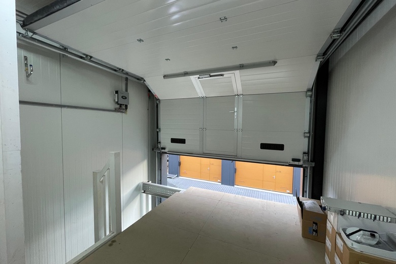 BedrijfsruimteaanZeilschip 3 07<br/> inHouten