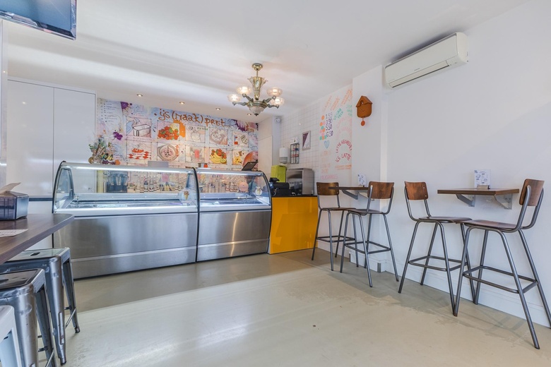 HorecaaanDennenlaan 65<br/> inZwanenburg