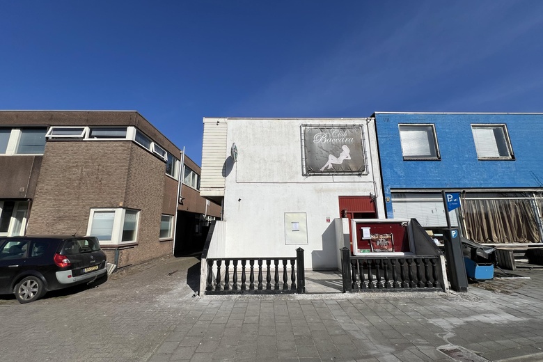 BedrijfsruimteaanAris van Broekweg 4<br/> inZaandam