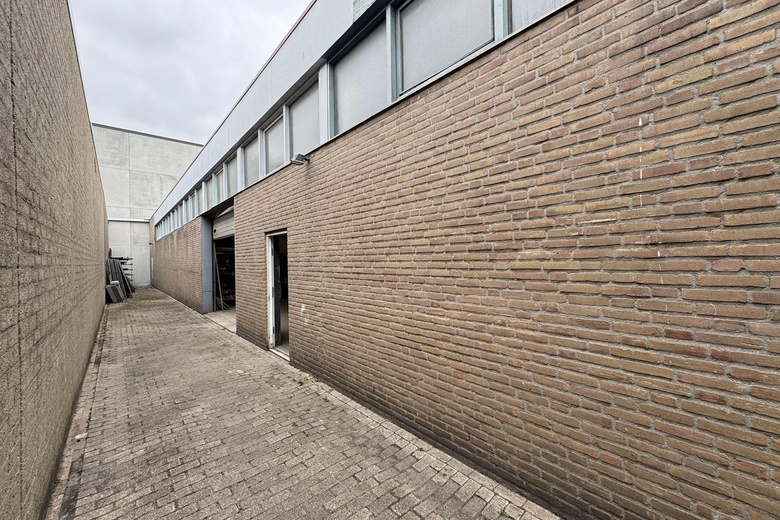 BedrijfsruimteaanMoeskampweg 10<br/> inDen Bosch BedrijfsruimteaanMoeskampweg 10<br/> inDen Bosch