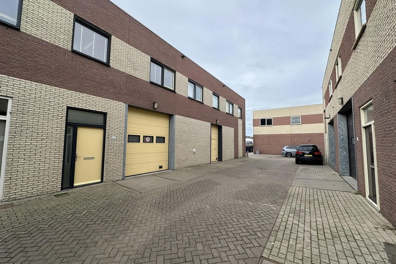 BedrijfsruimteaanParallelweg 23<br/> inVolendam