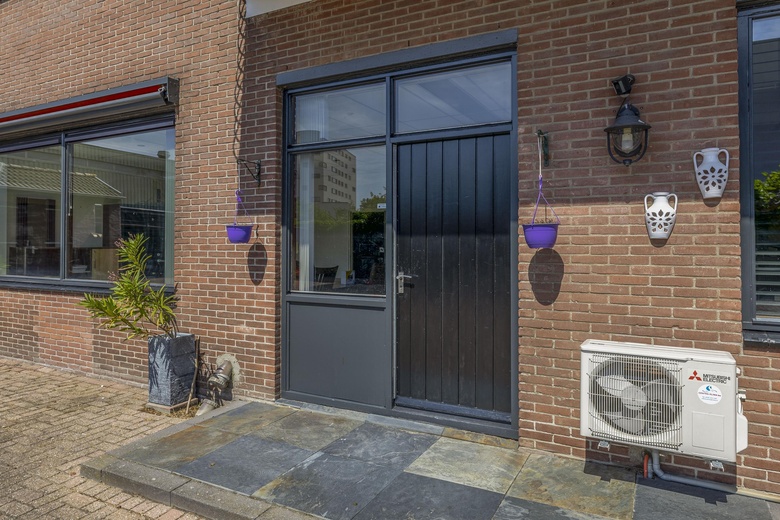 BedrijfsruimteaanM. Beenstraat 16<br/> inSpijkenisse