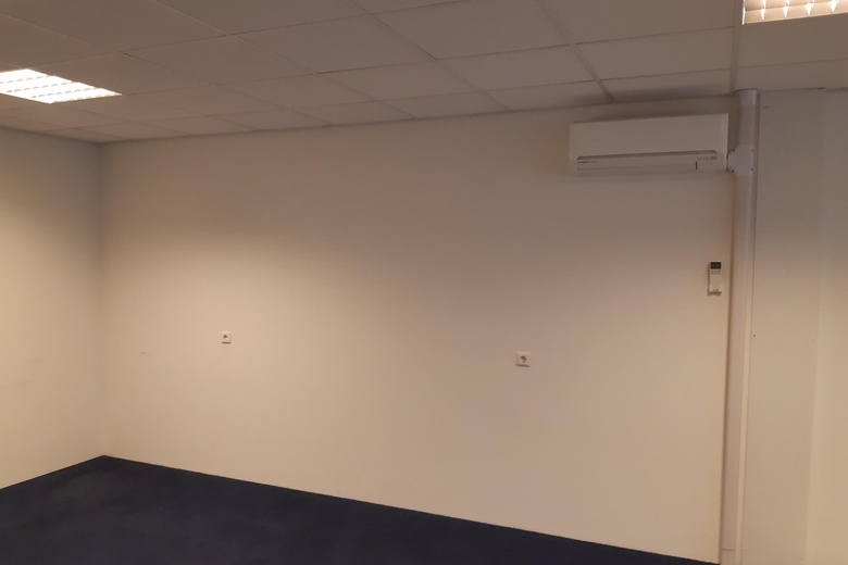 BedrijfsruimteaanNoordeinde 134<br/> inHendrik-Ido-Ambacht BedrijfsruimteaanNoordeinde 134<br/> inHendrik-Ido-Ambacht