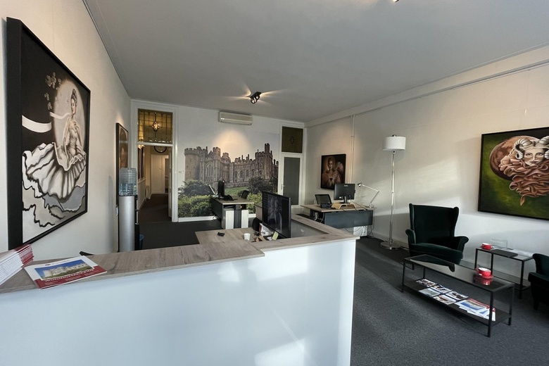 WinkelruimteaanHuizerweg 25 A<br/> inBussum WinkelruimteaanHuizerweg 25 A<br/> inBussum