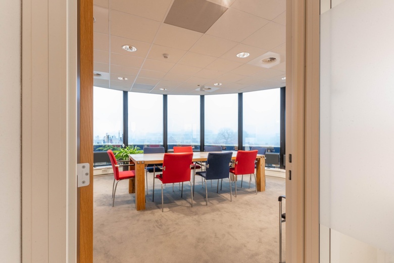 Kantoorruimteaan1e Hogeweg 196 - 200<br/> inZeist