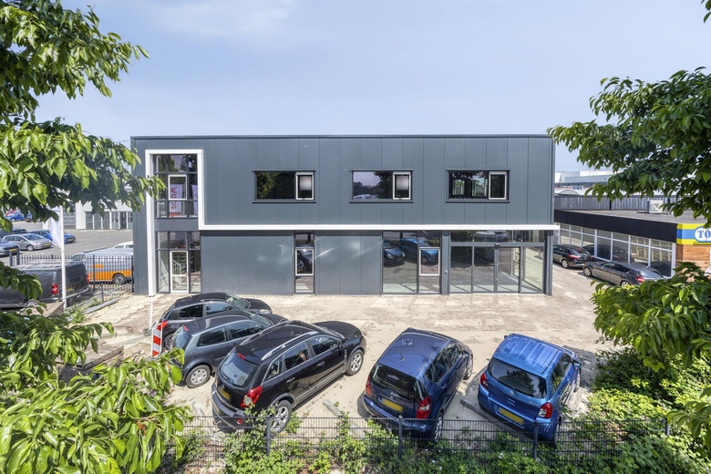 BedrijfsruimteaanLorentzstraat 37<br/> inHarderwijk BedrijfsruimteaanLorentzstraat 37<br/> inHarderwijk