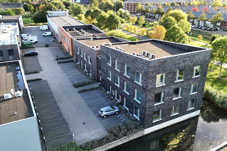 KantoorruimteaanZwolseweg 17 - 21<br/> inBarendrecht KantoorruimteaanZwolseweg 17 - 21<br/> inBarendrecht