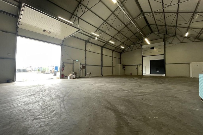 BedrijfsruimteaanPoelweg 40<br/> inDe Kwakel