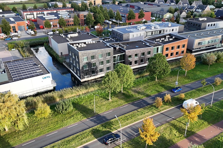 KantoorruimteaanZwolseweg 17 - 21<br/> inBarendrecht KantoorruimteaanZwolseweg 17 - 21<br/> inBarendrecht