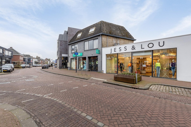 WinkelruimteaanRaadhuisstraat 108<br/> inHoogerheide WinkelruimteaanRaadhuisstraat 108<br/> inHoogerheide