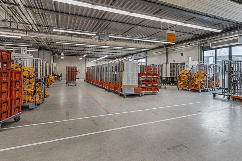 BedrijfsruimteaanTransistorstraat 141<br/> inAlmere BedrijfsruimteaanTransistorstraat 141<br/> inAlmere