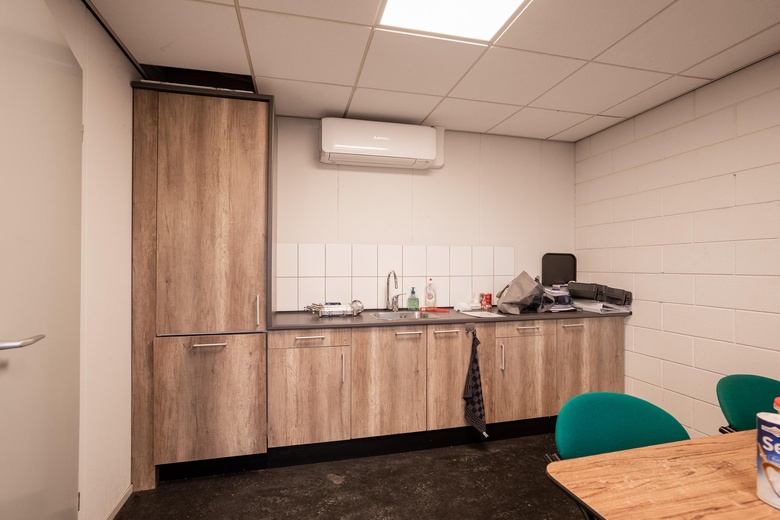 BedrijfsruimteaanOpaalstraat 17<br/> inHengelo