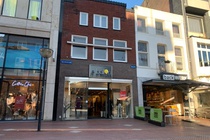 Bekijk foto 3 van Markt 32 Bekijk foto 3 van Markt 32