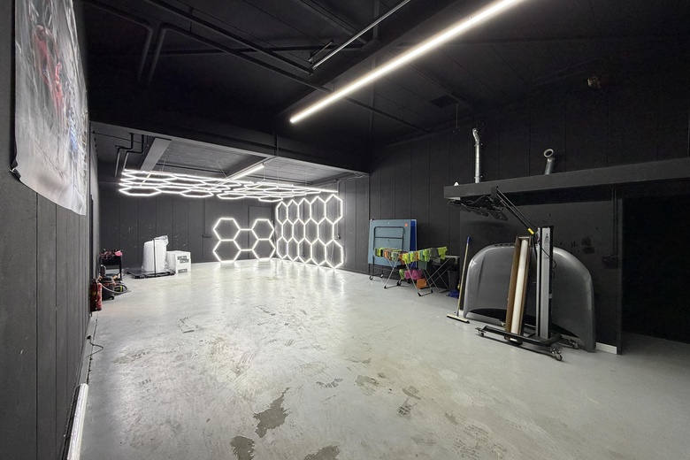 BedrijfsruimteaanKollenbergweg 40 - 42<br/> inAmsterdam