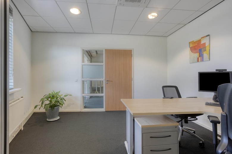 BedrijfsruimteaanProf. Asserweg 18<br/> inWaalwijk BedrijfsruimteaanProf. Asserweg 18<br/> inWaalwijk