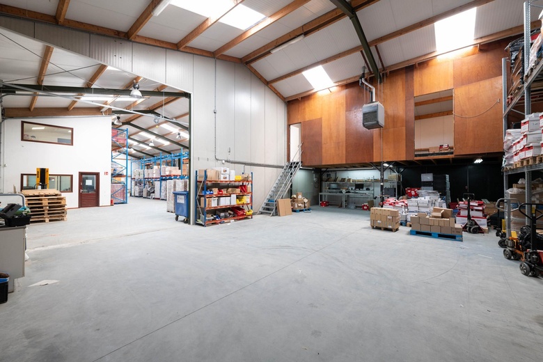 BedrijfsruimteaanNijverheidsweg 14 - 18<br/> inStellendam