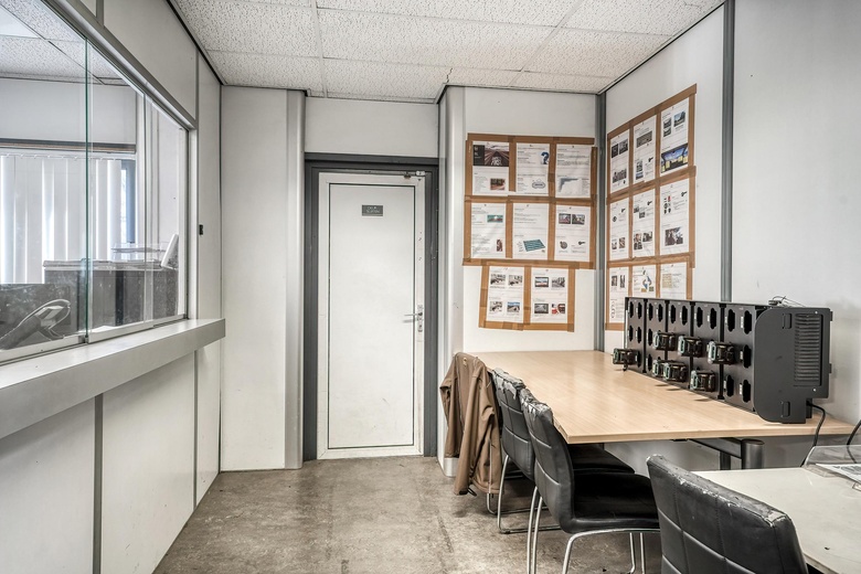 BedrijfsruimteaanEnergieweg 21<br/> inZoeterwoude